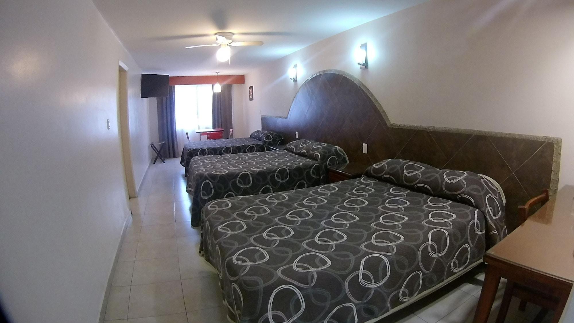 Hotel San Luis ซานหลุยส์โปโตซิ ภายนอก รูปภาพ