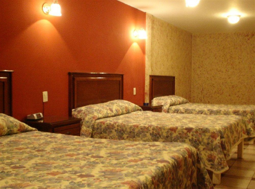 Hotel San Luis ซานหลุยส์โปโตซิ ภายนอก รูปภาพ
