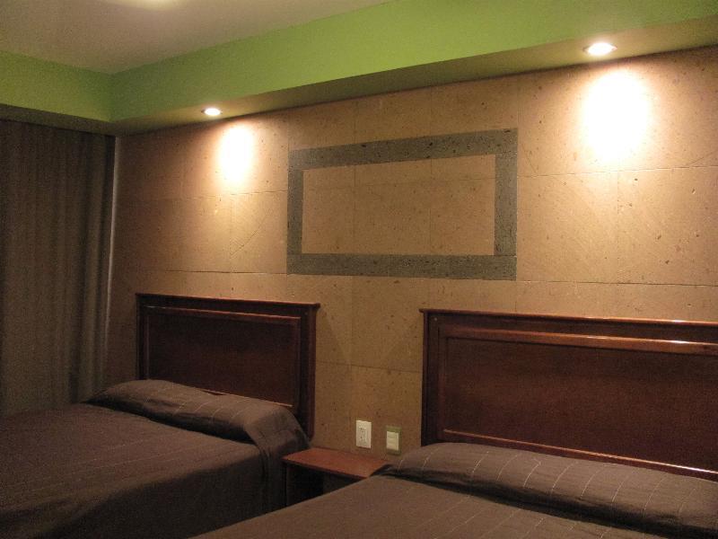 Hotel San Luis ซานหลุยส์โปโตซิ ภายนอก รูปภาพ