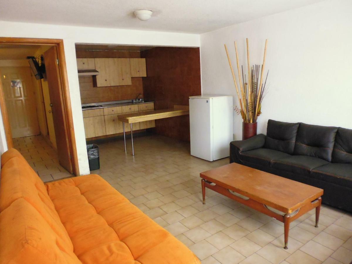 Hotel San Luis ซานหลุยส์โปโตซิ ภายนอก รูปภาพ